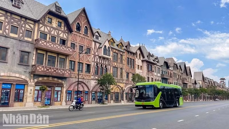 Ciudad turística de Vietnam contará con autobuses eléctricos inteligentes ảnh 1 Ciudad turística de Vietnam contará con autobuses eléctricos inteligentes ảnh 1