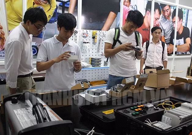 EE.UU. ayuda a Vietnam en creación de espacio para inventores ảnh 1