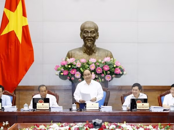 Gobierno de Vietnam evalúa la marcha de economía nacional ảnh 1