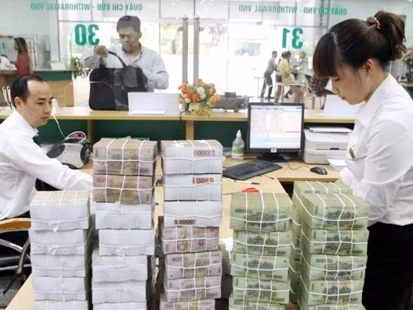 Reducción de interés en USD ayuda a estabilizar el tipo de cambio, según expertos ảnh 1