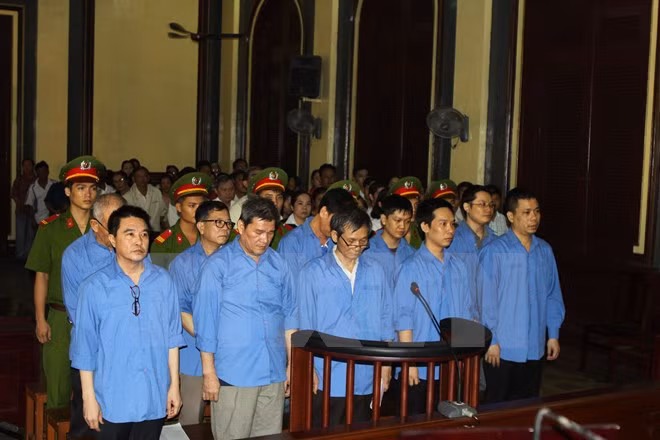 Elevan liderazgo de Partido Comunista de Vietnam en combate contra corrupción ảnh 1 Elevan liderazgo de Partido Comunista de Vietnam en combate contra corrupción ảnh 1