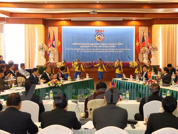 Inauguran Foro Juvenil de Cambodia, Laos y Vietnam ảnh 1