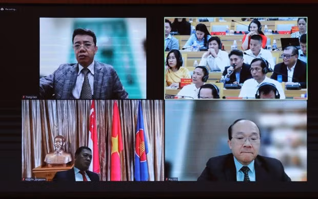 Exhorta provincia survietnamita de Binh Phuoc inversión de Singapur en varios campos ảnh 1
