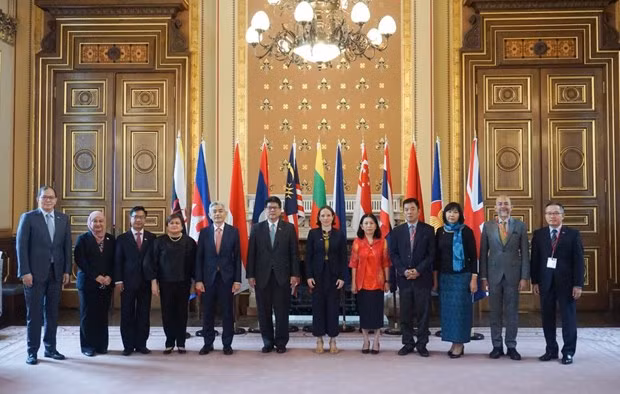 ASEAN y Reino Unido reafirman compromiso de fomentar cooperación ảnh 1