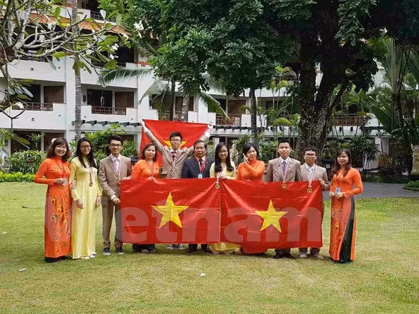 Vietnam triunfa en Olimpiada Juvenil Internacional de Ciencia ảnh 1