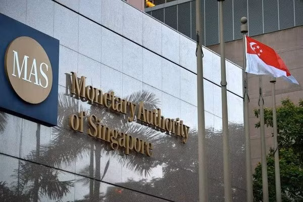 Expertos bajan pronóstico de crecimiento económico de Singapur ảnh 1