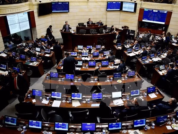Vietnam felicita a Colombia por aprobación de pacto de paz ảnh 1