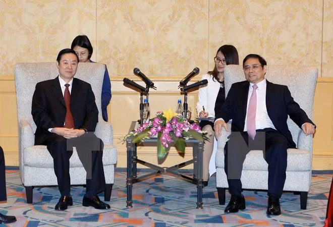 Vietnam y China comparten experiencias en la construcción partidista ảnh 1