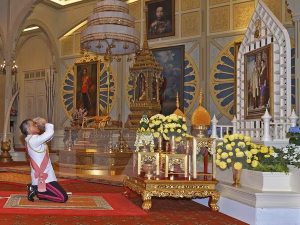 Tailandia: Nuevo rey Maha Vajiralongkorn renueva el Consejo privado ảnh 1