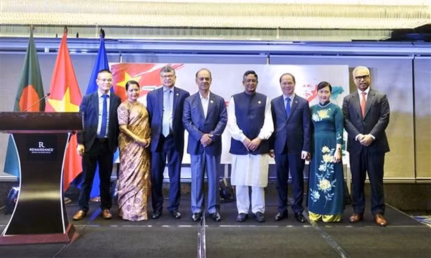 Celebran en Bangladesh el Día Nacional de Vietnam ảnh 1 Celebran en Bangladesh el Día Nacional de Vietnam ảnh 1