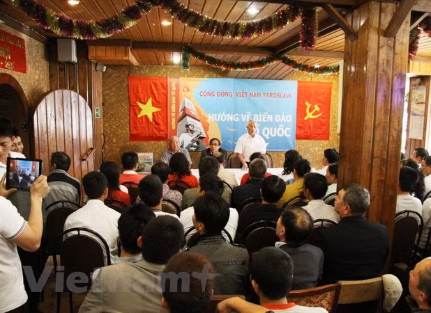 [Video] Vietnamitas en ciudad rusa y el amor al mar e islas de tierra natal ảnh 1