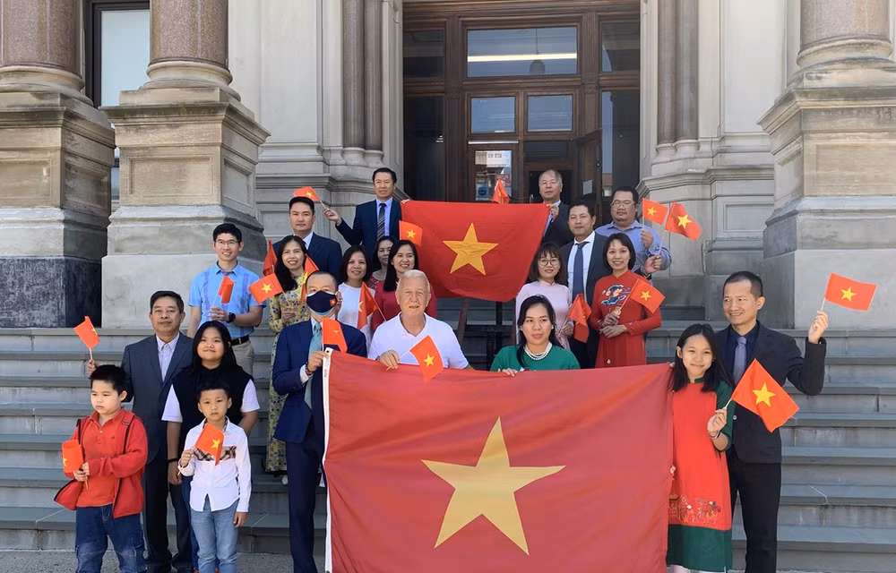 Estimulan la divulgación de políticas a vietnamitas en el exterior ảnh 1