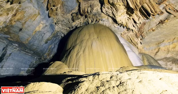 Una experiencia por la cueva Thien Duong en la provincia vietnamita de Quang Binh ảnh 10