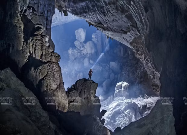 Una experiencia por la cueva Thien Duong en la provincia vietnamita de Quang Binh ảnh 13