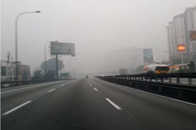 Malasia suspende clases por contaminación ambiental ảnh 1