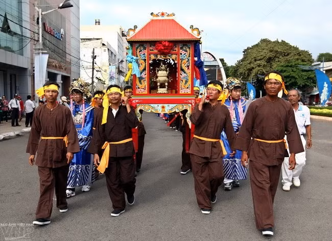 Desarrollan festival en honor a soberano marítimo en Vung Tau ảnh 1