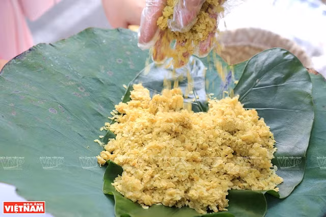 Una delicadeza de Hanoi en el otoño ảnh 1
