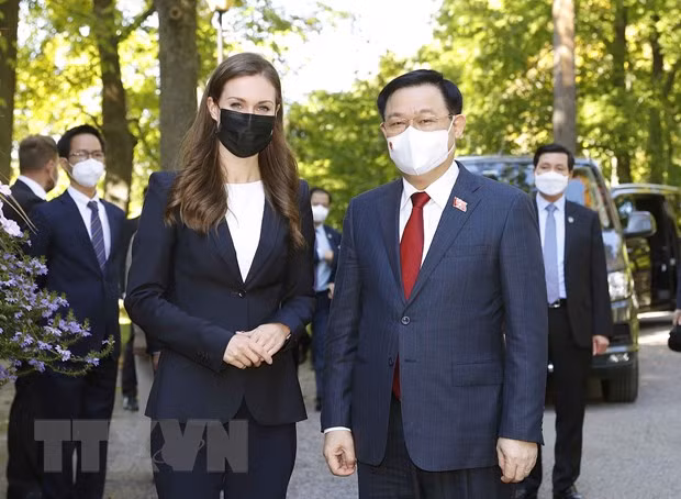 Concluye presidente del Parlamento vietnamita periplo por Unión Europea ảnh 1