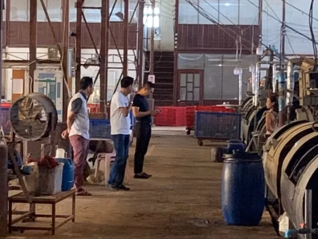 Laos acelera la concesión de licencias a trabajadores extranjeros ảnh 1 Laos acelera la concesión de licencias a trabajadores extranjeros ảnh 1