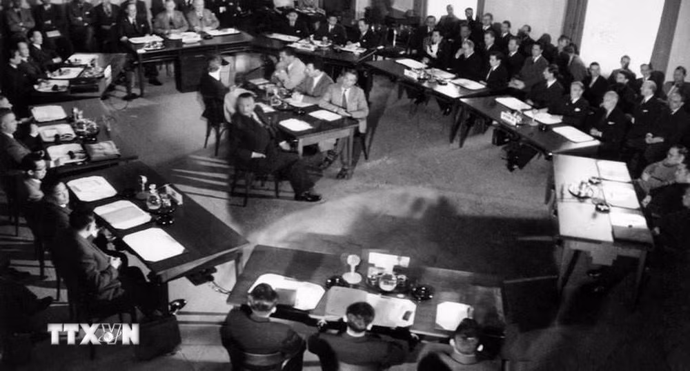 Acuerdos de Ginebra: hito histórico de diplomacia revolucionaria de Vietnam ảnh 1 Acuerdos de Ginebra: hito histórico de diplomacia revolucionaria de Vietnam ảnh 1