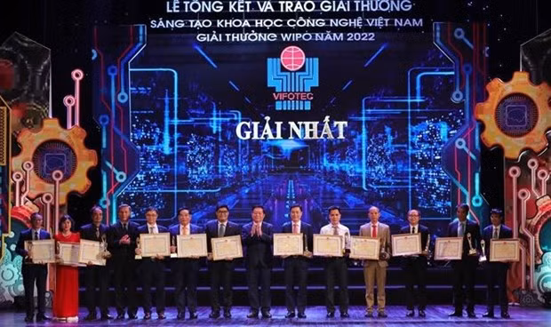 Otorgan premio de tecnología a investigaciones excelentes de Vietnam ảnh 1