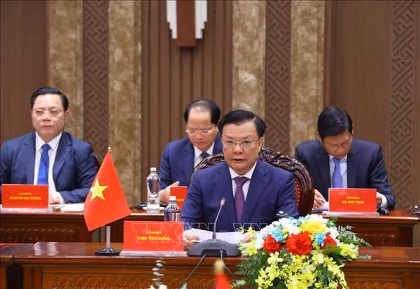 Enriquecen Hanoi y La Habana relaciones de cooperación ảnh 2