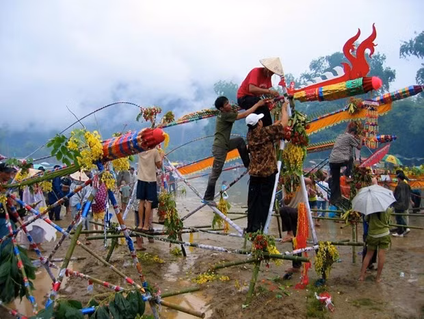 Festival tradicional ayuda a impulsar el turismo en Laos ảnh 1