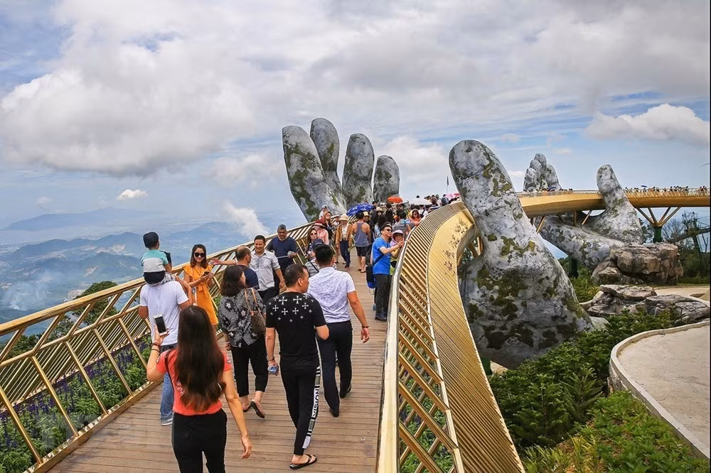 India quiere construir enlaces simbólicos para el turismo como el Puente Dorado en Vietnam ảnh 3