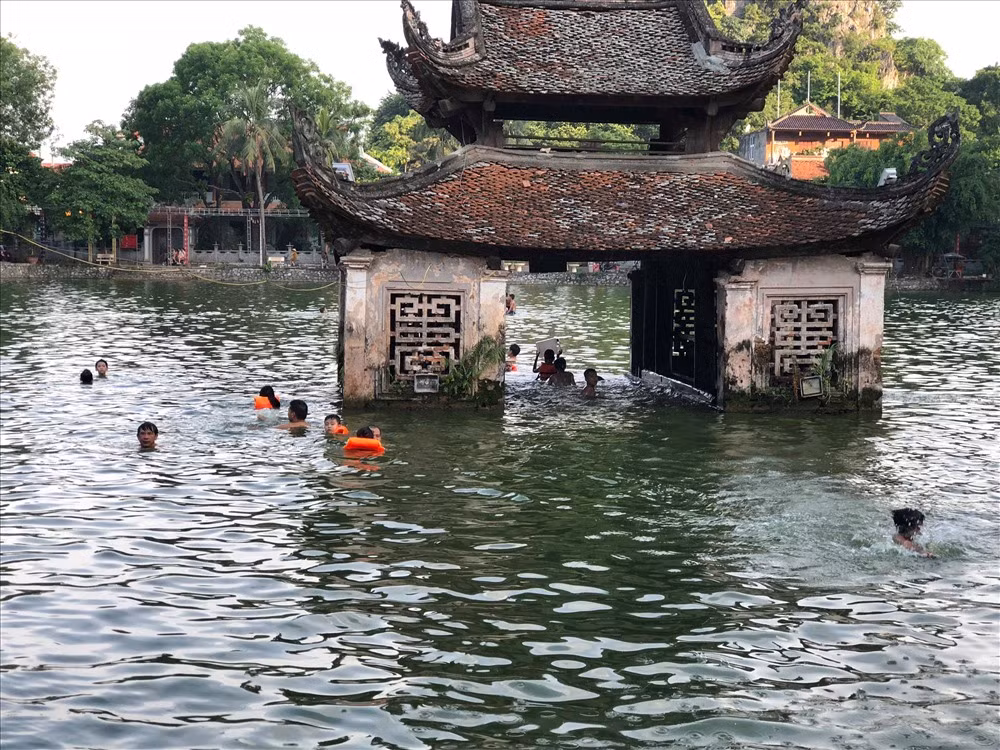 Piscina natural ayuda a reducir número de niños víctimas de accidentes relacionados con el agua en Vietnam ảnh 1 Piscina natural ayuda a reducir número de niños víctimas de accidentes relacionados con el agua en Vietnam ảnh 1