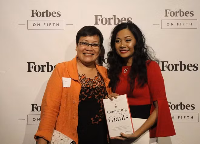 Presentan primer libro de autora vietnamita publicado por ForbesBooks ảnh 1 Presentan primer libro de autora vietnamita publicado por ForbesBooks ảnh 1