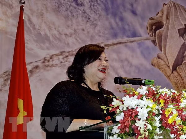 Conmemoran aniversario 45 de nexos diplomáticos Vietnam-Singapur en Ciudad Ho Chi Minh ảnh 1 Conmemoran aniversario 45 de nexos diplomáticos Vietnam-Singapur en Ciudad Ho Chi Minh ảnh 1