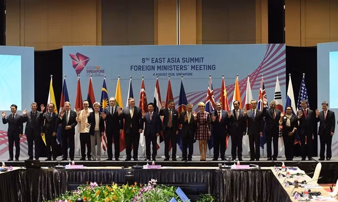Cancilleres de países de Cumbre de Asia Oriental acuerdan a reforzar la cooperación marítima ảnh 1