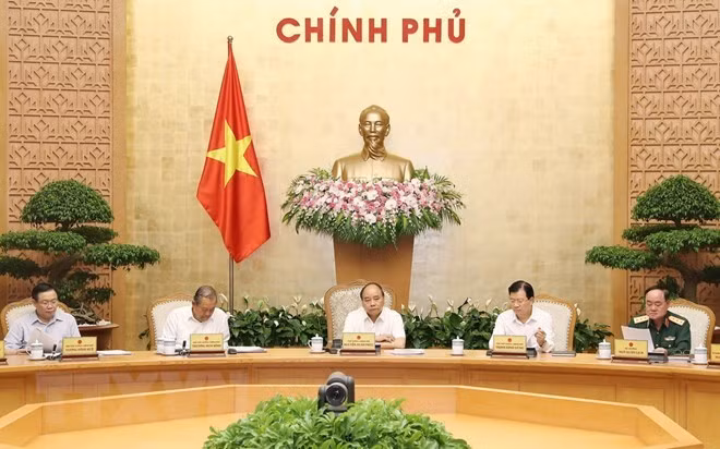 Premier de Vietnam insta a mantener fuerzas motrices del crecimiento económico ảnh 1