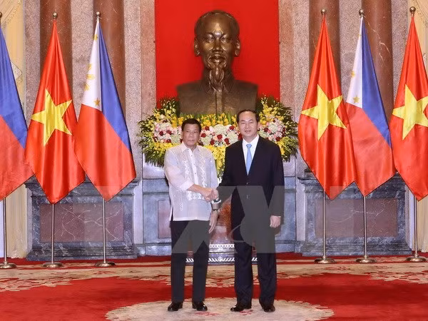 Vietnam y Filipinas emiten declaración conjunta ảnh 1 Vietnam y Filipinas emiten declaración conjunta ảnh 1