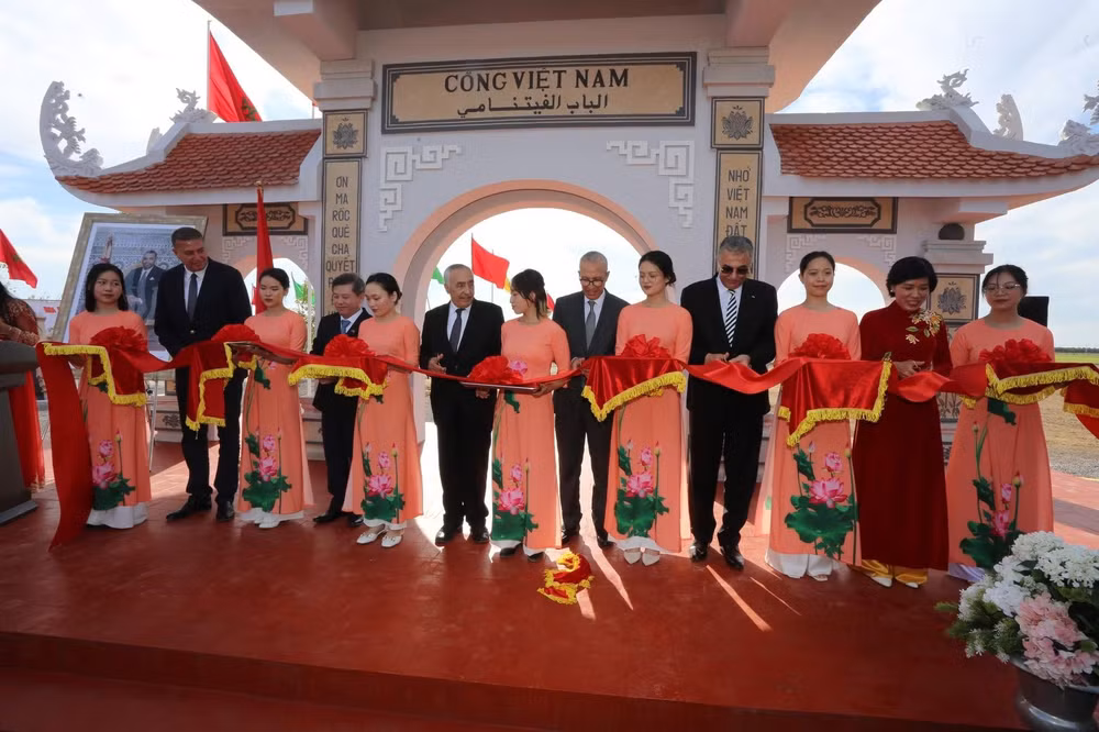 Inauguran puerta de Vietnam en Marruecos ảnh 2 Inauguran puerta de Vietnam en Marruecos ảnh 2