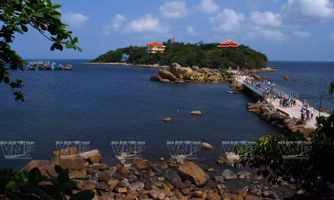 Cabo Ca Mau atrae a visitantes ảnh 3