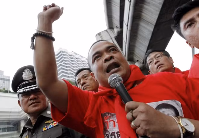 Tailandia: Fuerzas armadas arrestan a líder de ¨Camisa Roja¨ ảnh 1