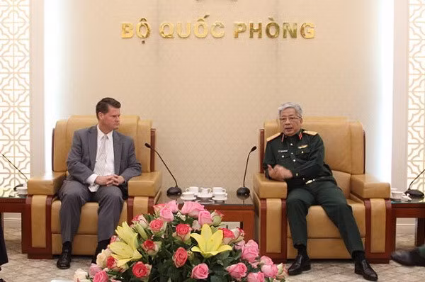 Vietnam y Estados Unidos fortalecen cooperación en defensa ảnh 1