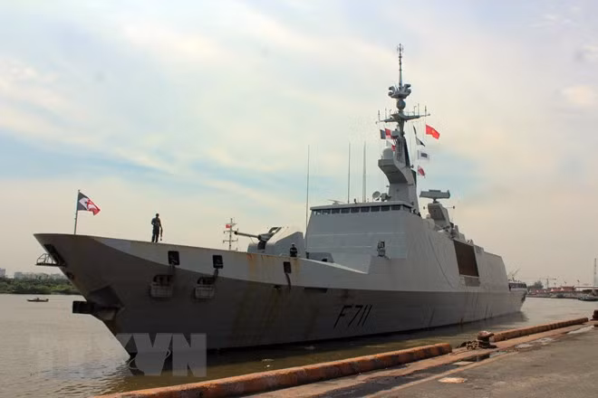 Buques de Marina francesa realizan visita de amistad a Ciudad Ho Chi Minh ảnh 1 Buques de Marina francesa realizan visita de amistad a Ciudad Ho Chi Minh ảnh 1