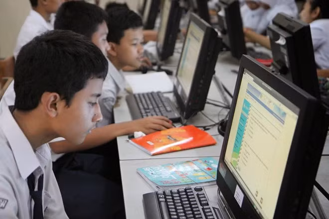 Indonesia acelera monitorear actividades estudiantiles en redes sociales para prevenir terrorismo ảnh 1