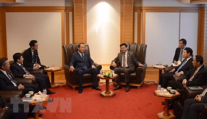 Vicepremier de Vietnam se reúne con líderes sudesteasiáticos ảnh 1