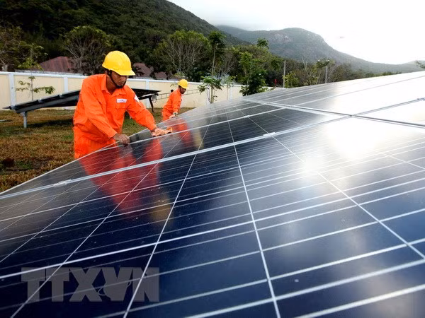 Singapur por aprovechar energía solar para resolver escasez de electricidad ảnh 1
