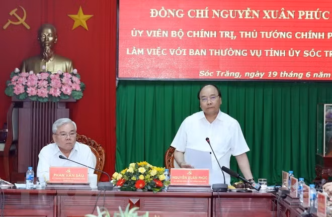 Premier vietnamita propone orientaciones de desarrollo para Soc Trang ante desafíos ảnh 1