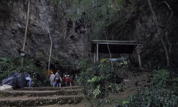 Tailandia busca equipo de fútbol infantil desaparecido en cueva ảnh 1