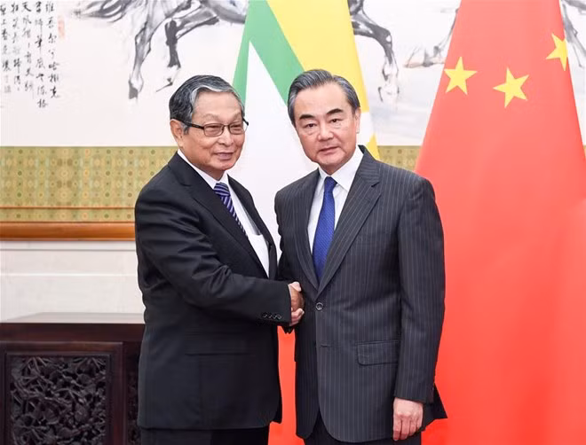 China y Myanmar acuerdan mantener la estabilidad en zona fronteriza ảnh 1