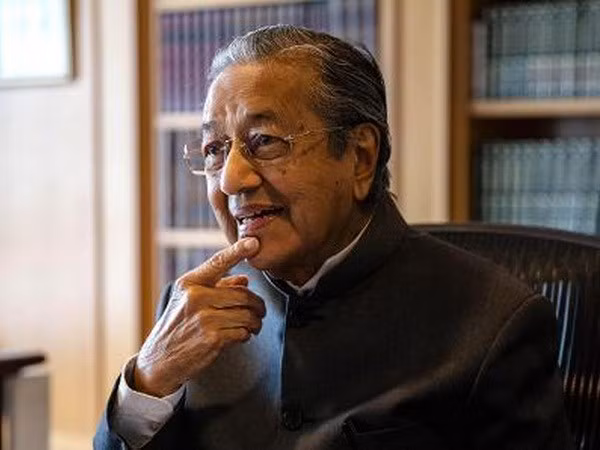 Primer ministro de Malasia aboga por revisar el CPTPP ảnh 1 Primer ministro de Malasia aboga por revisar el CPTPP ảnh 1