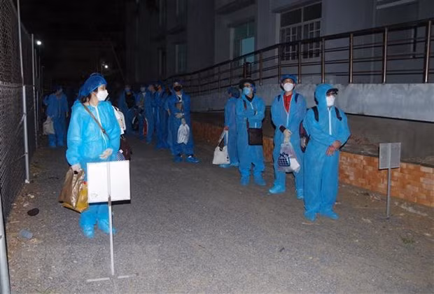 Vietnam suma dos mil 631 casos positivos del COVID-19 ảnh 1 Vietnam suma dos mil 631 casos positivos del COVID-19 ảnh 1