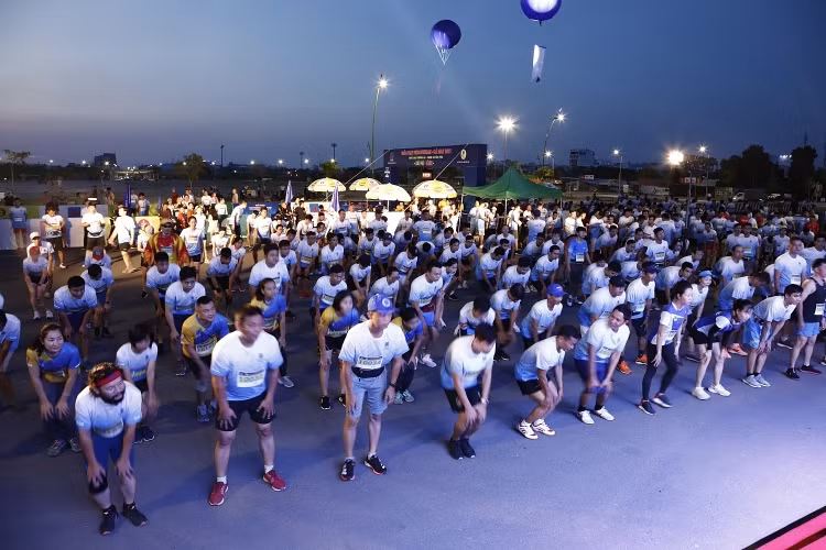 Nutrida participación en Carrera PetroVietnam - Ca Mau 2021 ảnh 1 Nutrida participación en Carrera PetroVietnam - Ca Mau 2021 ảnh 1