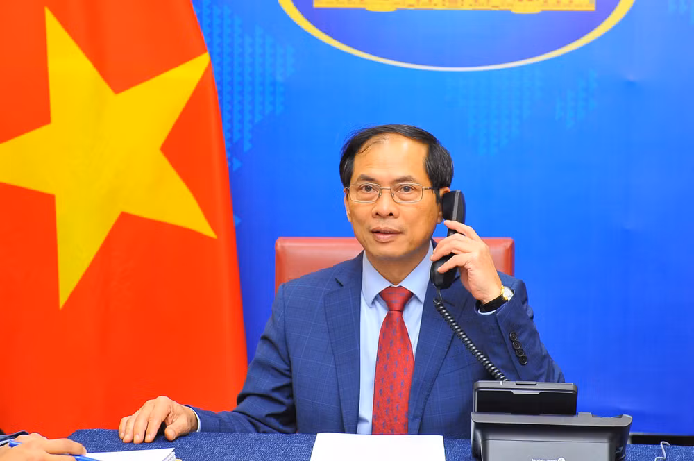 Laos, Camboya e Indonesia felicitan al nuevo canciller de Vietnam ảnh 1 Laos, Camboya e Indonesia felicitan al nuevo canciller de Vietnam ảnh 1