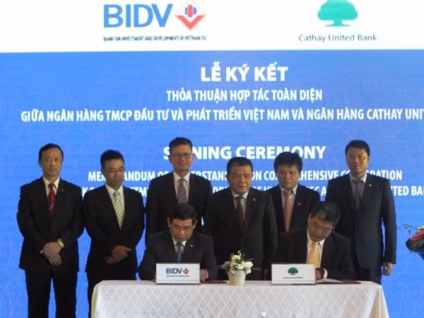 BIDV firma contrato de préstamo sindicado internacional ảnh 1